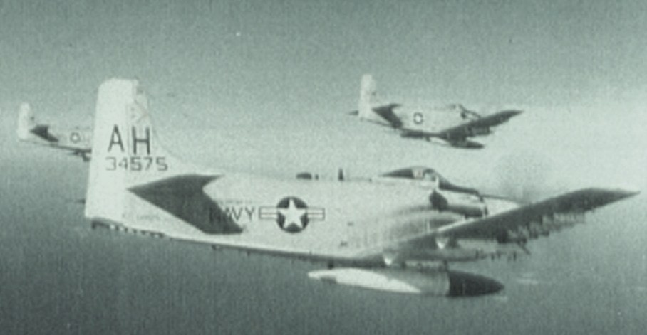 va152skyraider1.jpg